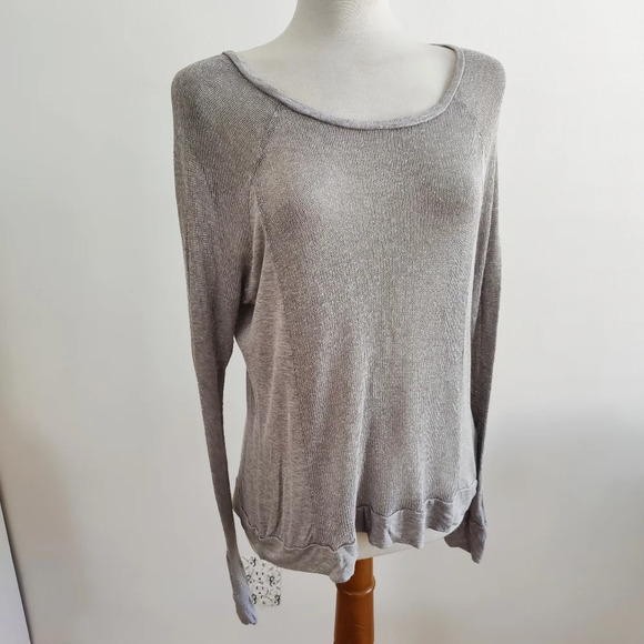 Lush Silver Metallic Top / LS / Pullover / Large - Picture 1 of 6
